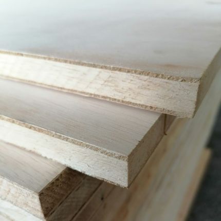 Block Board 18mm 4&#039; X 8&#039;
